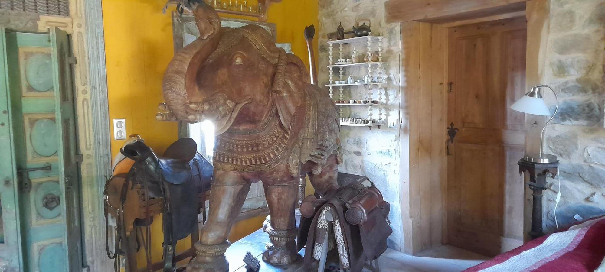 Les Folies De La Serve Ouroux Dış mekan fotoğraf